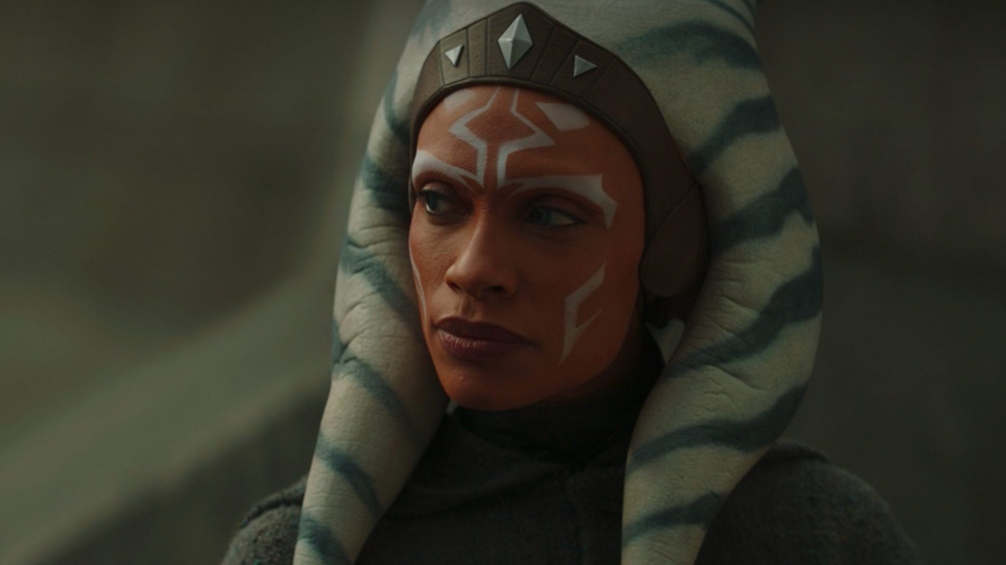 Rosario Dawson como Ahsoka Tano