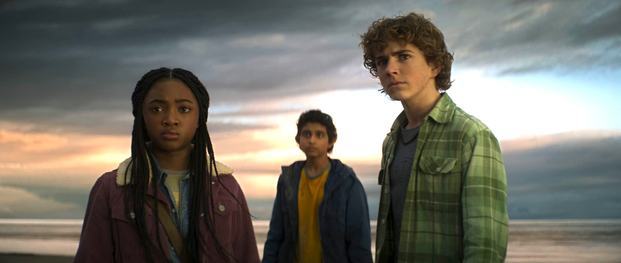 Os protagonistas de Percy Jackson e os Olimpianos em imagem da 1ª temporada